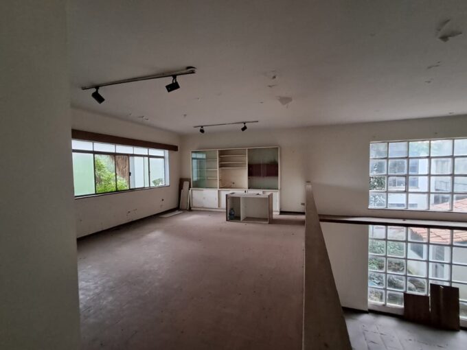 Imóvel à Venda com 298 m², Suíte, Edícula e Amplos Ambientes no Sumaré