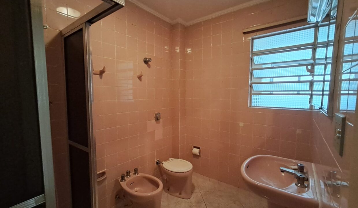 edificio-apinages-banheiro-social