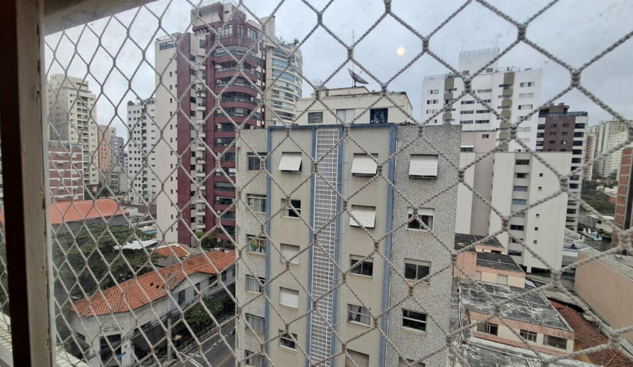 edificio-apinages-janela-area-de-serviço
